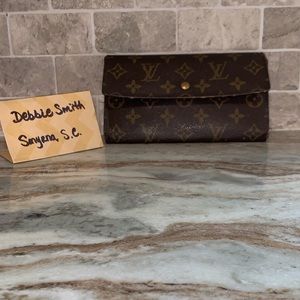 Authentic Louis Vuitton Monogram Trifold Wallet
